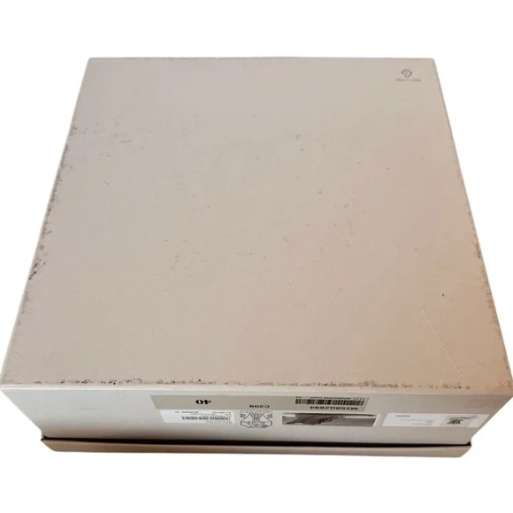 Brunello Cucinelli Large Beige Boot Box, Branded tissue and Authenticity Tag - Picture 3 of 7